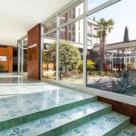 Cosy Holiday In With Swimming Pool Gardone Riviera
